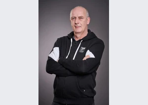 MARIO BASLER - Neues Programm: Best of Basler ballert