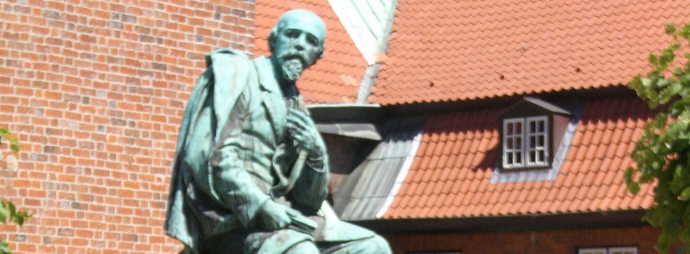 Ehrenbürger Emanuel Geibel, Denkmal Lübeck