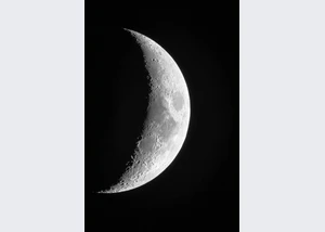 unser-mond-cr-peter-weinreich-sternwarte