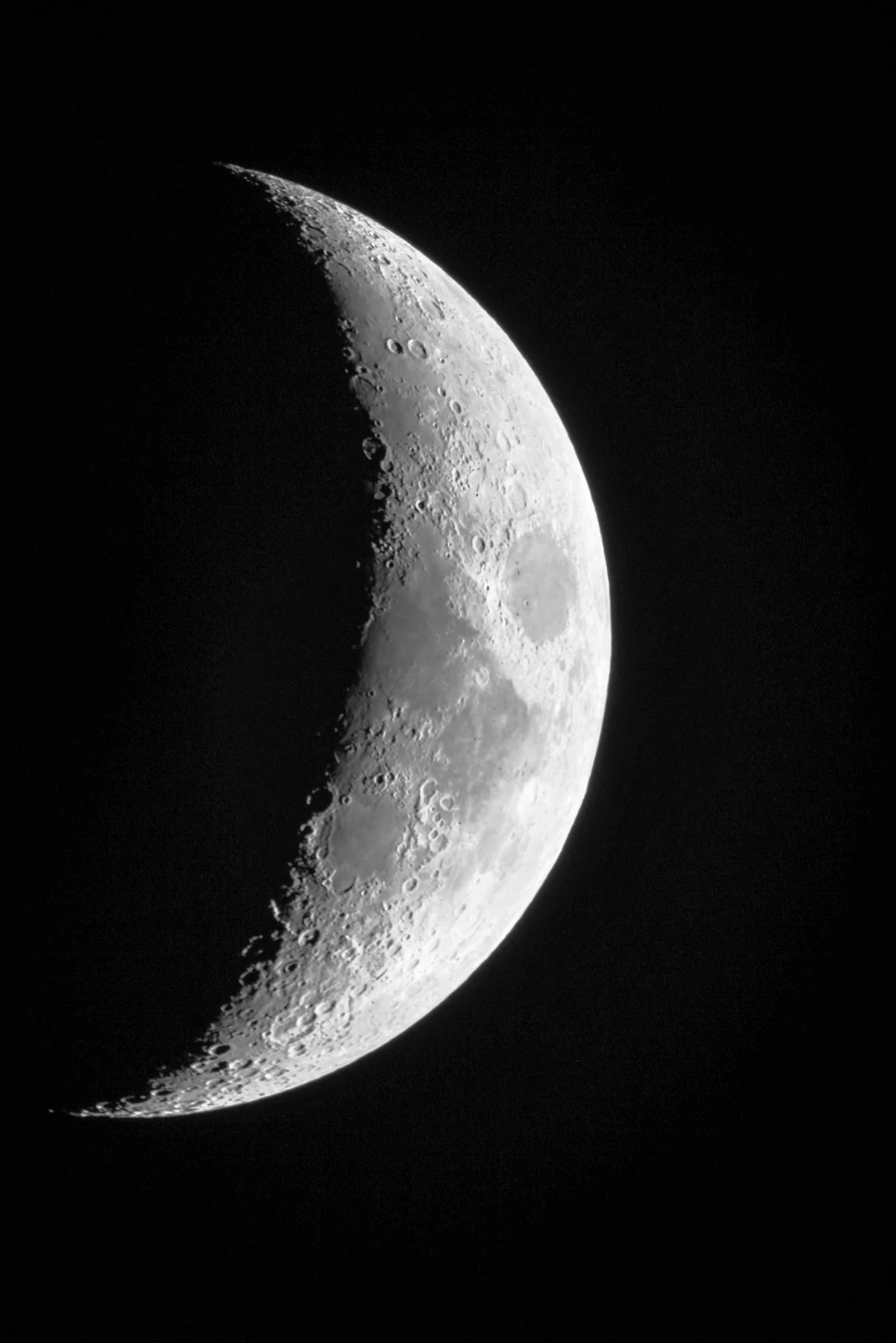 unser-mond-cr-peter-weinreich-sternwarte