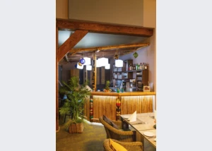 Orangerie mit Maui Bar