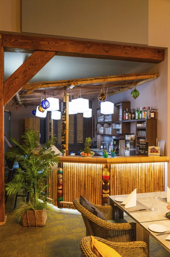 Orangerie mit Maui Bar